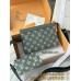 M81115  Bag-Lvbag-137 サイズ  :   14.5 x 4.5 x 22 cm 
