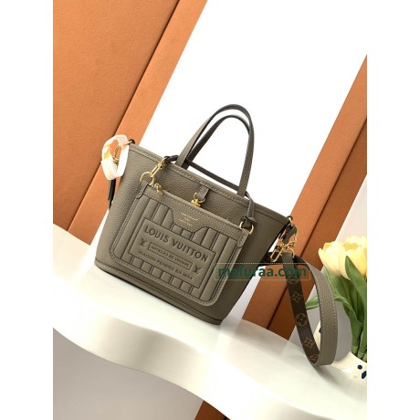 M12109  Bag-Lvbag-171 サイズ  :   24.0 x 14.0 x 9.0 cm