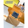 M83043  Bag-Lvbag-188 サイズ  :   17.5 x 8.8 x 20.5 cm 
