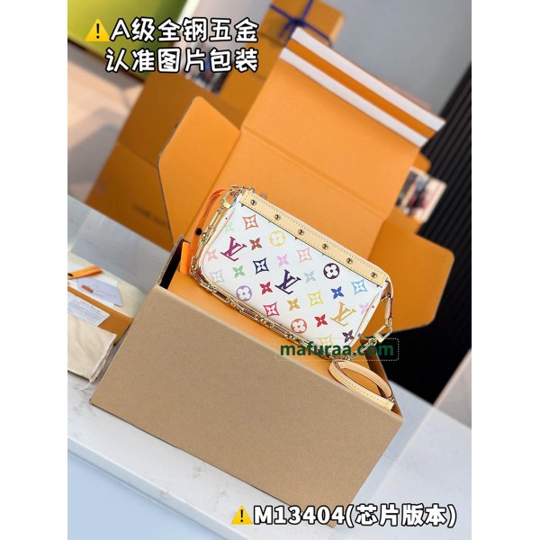 M13404  Bag-Lvbag-206 サイズ  :   13 x 4 x 22 cm