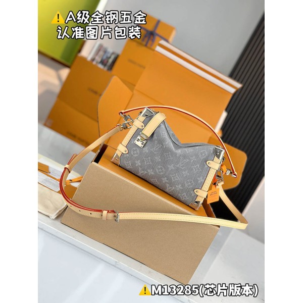 M13285  Bag-Lvbag-223 サイズ  :   16 x 8.5 x 23.5 cm 