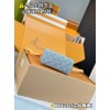 M11212  Bag-Lvbag-230 サイズ  :   16 x 10 x 7.5 cm