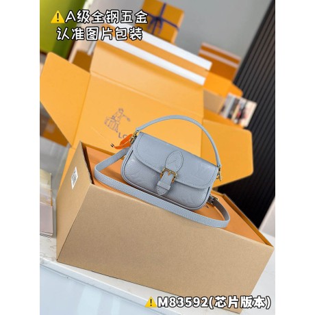 M83592  Bag-Lvbag-306 サイズ  :   19x10.5x6cm