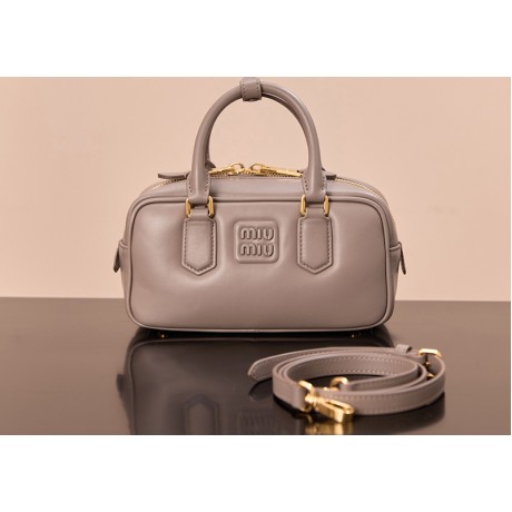 Bag-miumiu-008 サイズ 22x10x7.5cm
