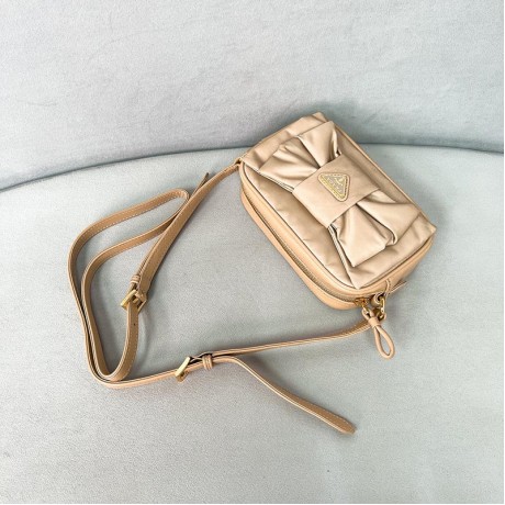 Bag-Par-211 サイズ  :  18.5 x 11.5 x 5cm