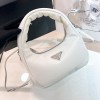 Bag-Par-251 サイズ  :  21 x 12.5 x 6.5cm