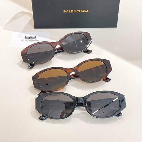 Glass-Bal-011