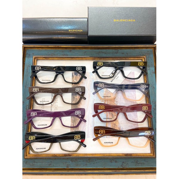 Glass-Bal-040
