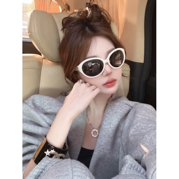Glass-Celine-006