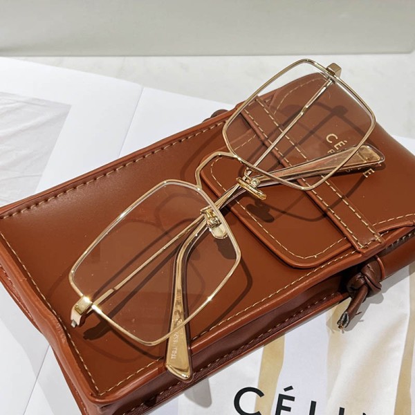 Glass-Celine-031