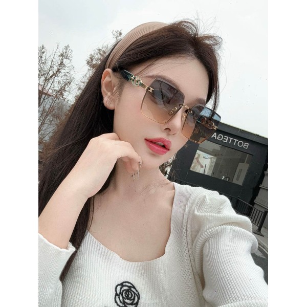 Glass-Celine-062