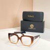 Glass-Celine-084