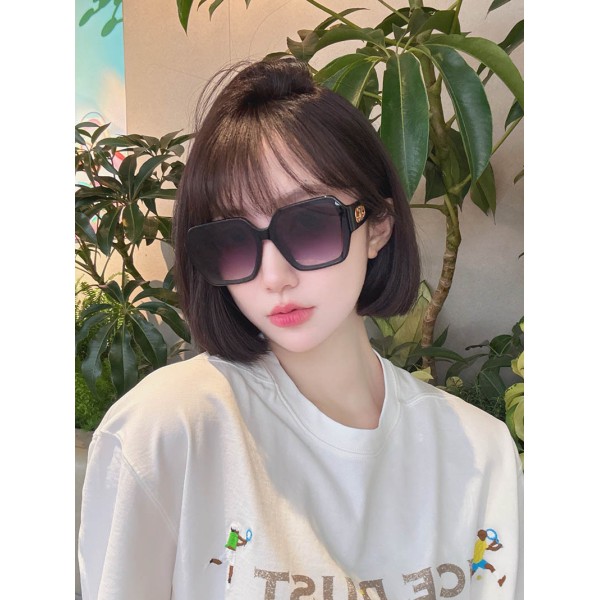 Glass-Celine-098