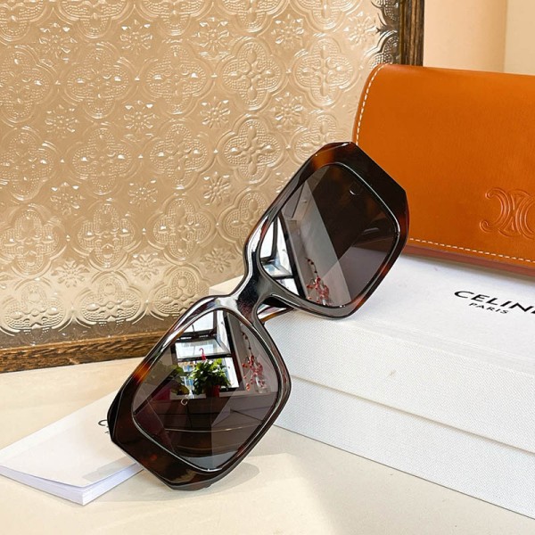 Glass-Celine-107