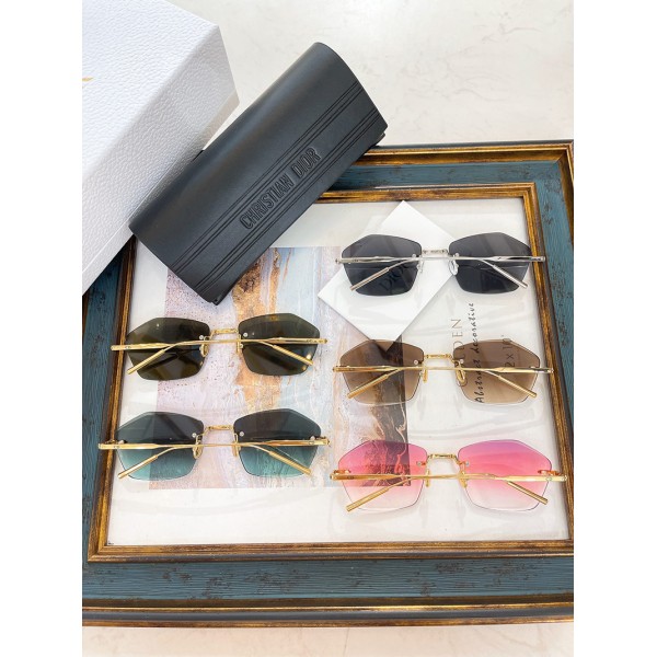 Glass-Dior-016