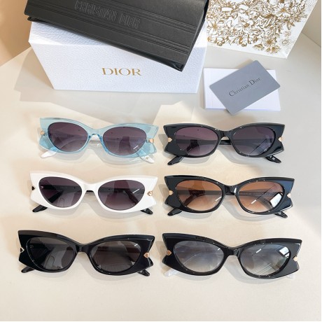 Glass-Dior-027