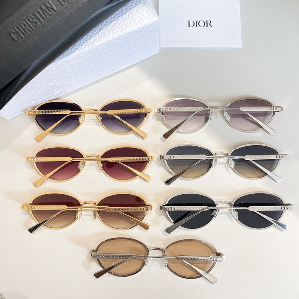 Glass-Dior-037