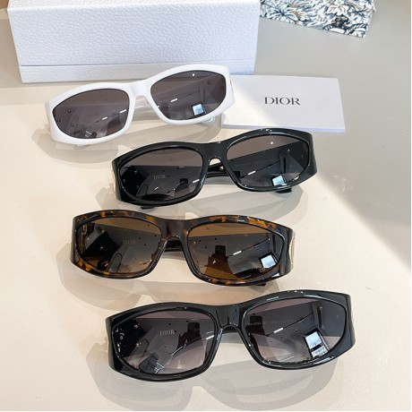 Glass-Dior-056