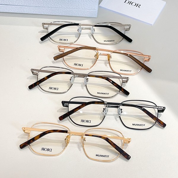 Glass-Dior-060
