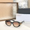Glass-Dior-101