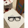 Glass-Miu-001