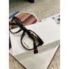 Glass-Miu-002