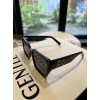 Glass-Miu-009