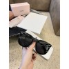 Glass-Miu-010