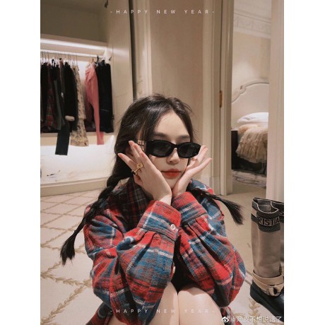 Glass-Miu-021