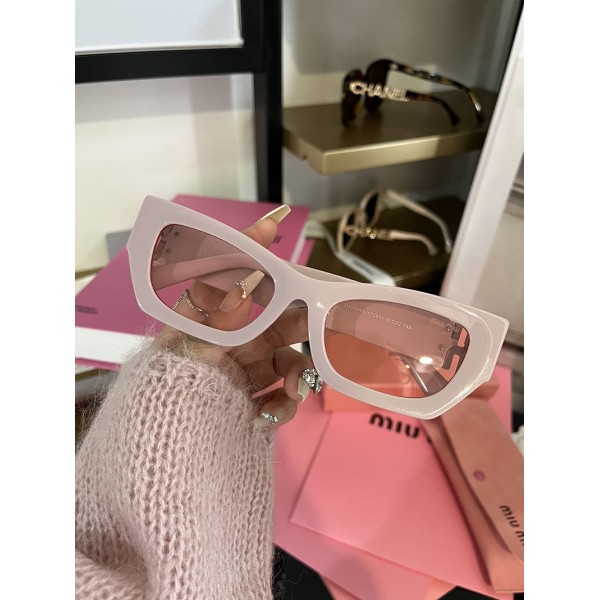 Glass-Miu-024