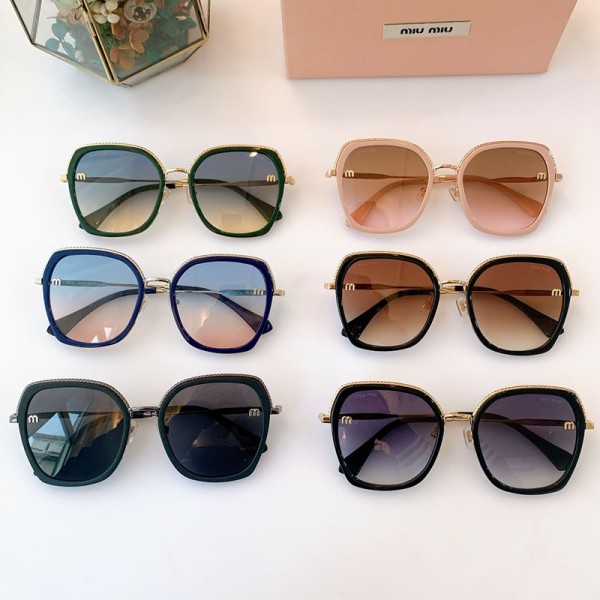 Glass-Miu-029
