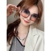 Glass-Miu-037