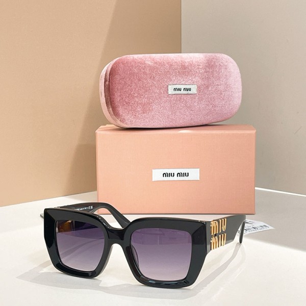 Glass-Miu-046
