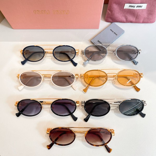 Glass-Miu-047