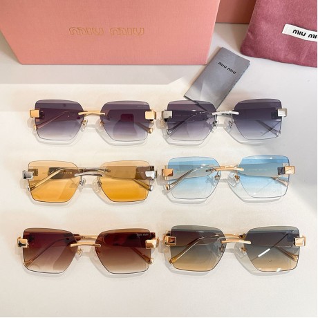 Glass-Miu-048