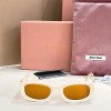 Glass-Miu-054