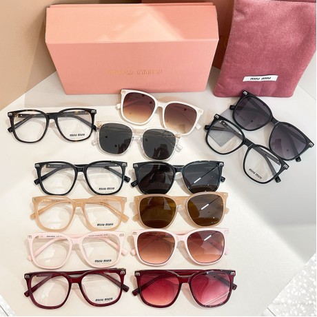 Glass-Miu-056