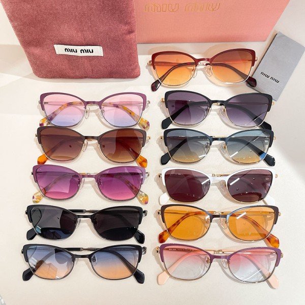 Glass-Miu-058
