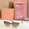 Glass-Miu-060