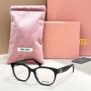 Glass-Miu-062