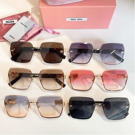 Glass-Miu-066