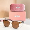 Glass-Miu-067