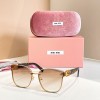 Glass-Miu-067