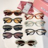 Glass-Miu-070