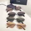 Glass-Pra-114