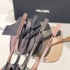 Glass-Pra-114