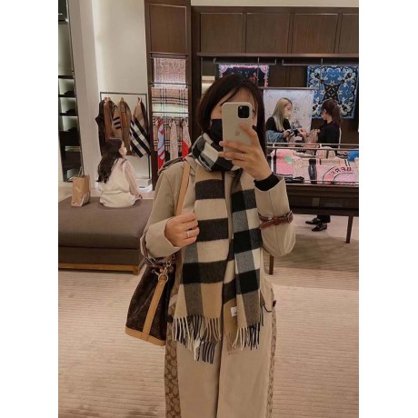 Scarf-Bur-034