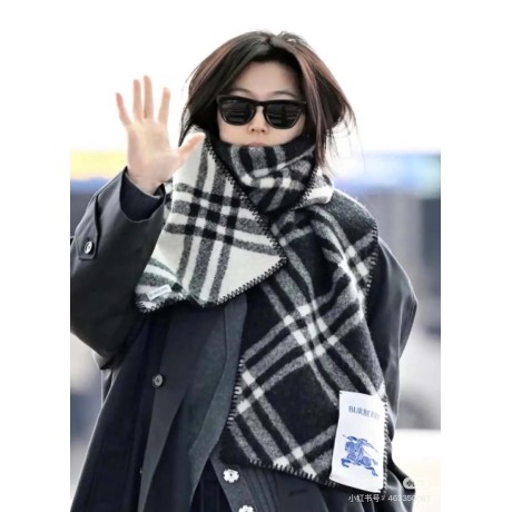 Scarf-Bur-045