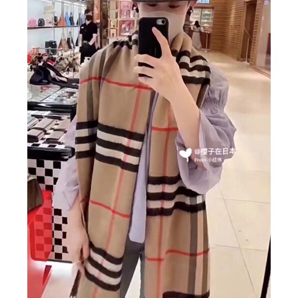 Scarf-Bur-050
