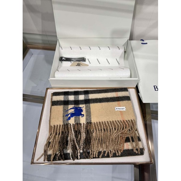 Scarf-Bur-077